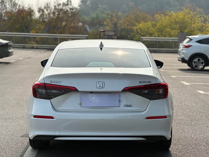 Фото 5 - Honda Civic