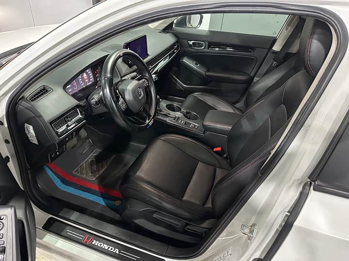 Фото 9 - Honda Civic