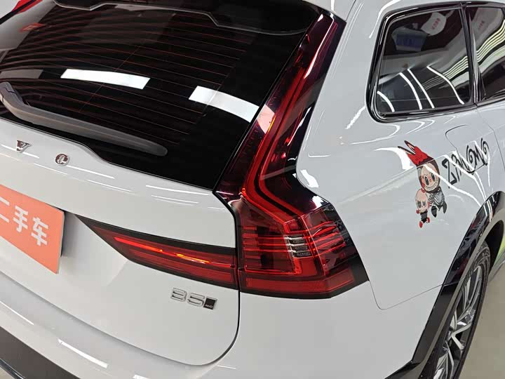 Фото 20 - Volvo V90