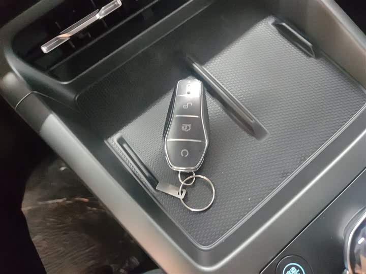 Фото 9 - BYD Qin Plus