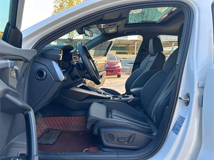 Фото 12 - Audi A3