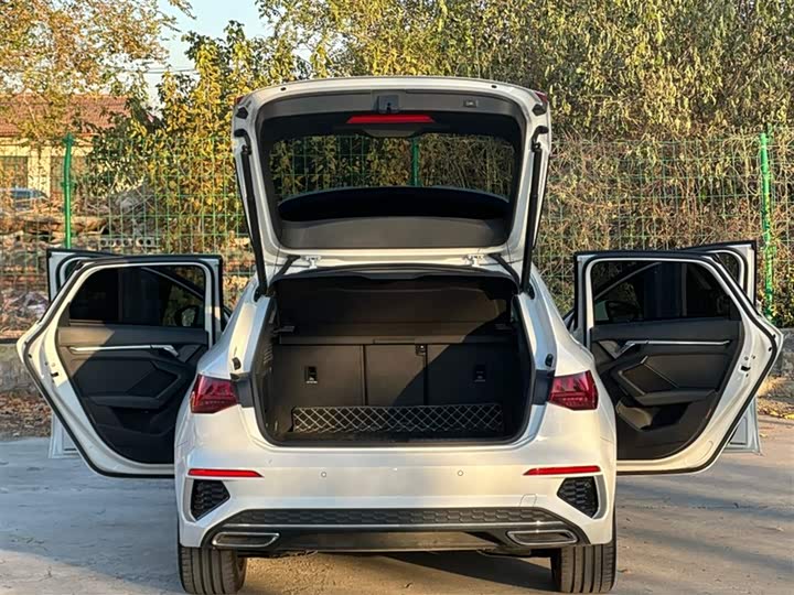 Фото 16 - Audi A3