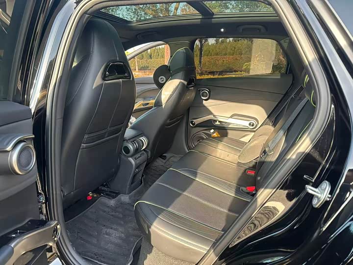 Фото 11 - BYD Yuan Plus