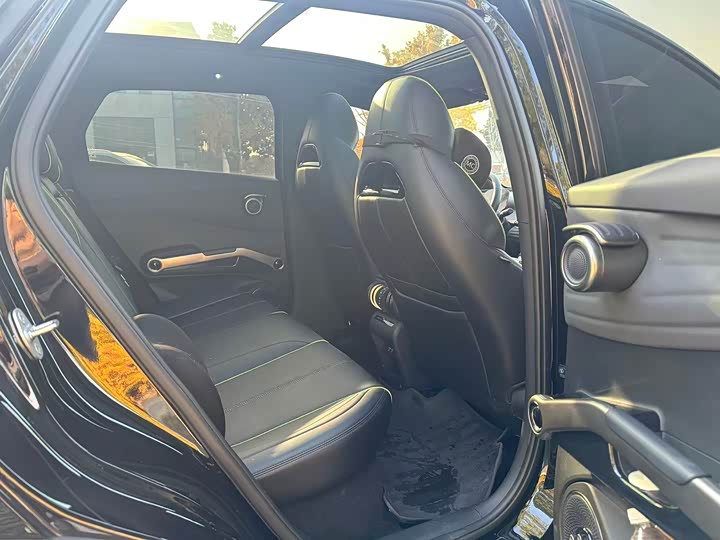 Фото 12 - BYD Yuan Plus