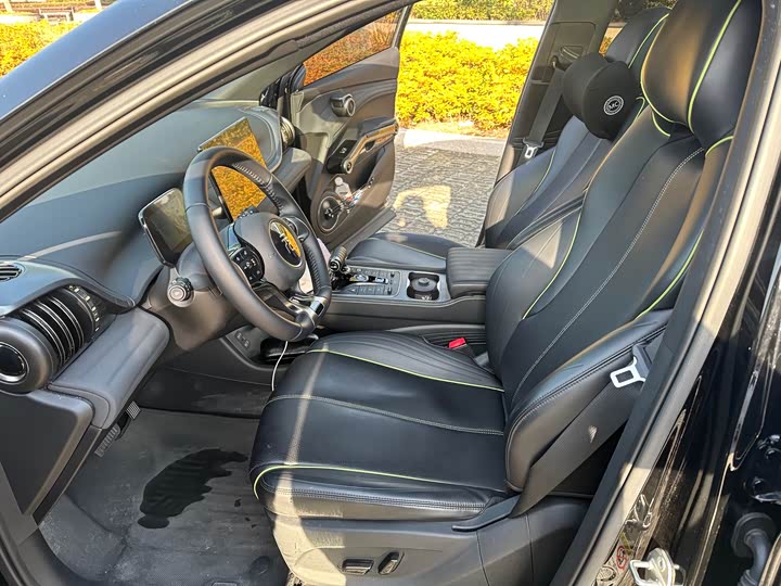 Фото 8 - BYD Yuan Plus