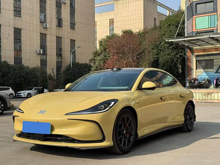 Фото 1 - IM motors L6