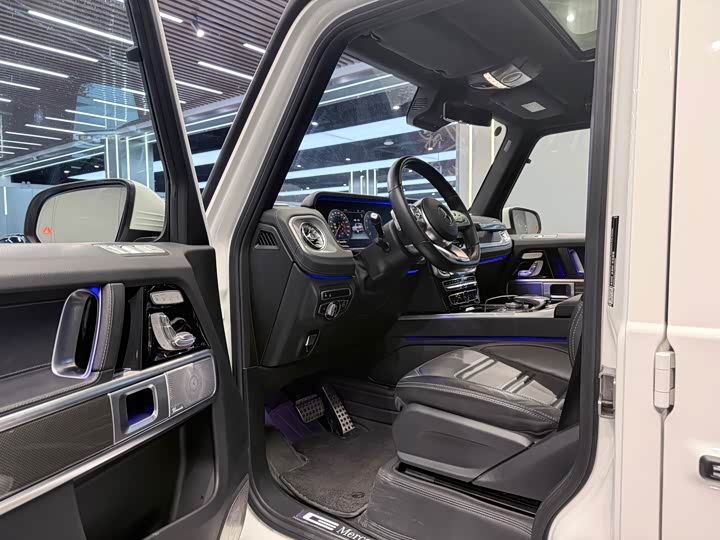 Фото 5 - Mercedes-Benz G-Class