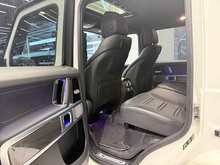 Фото 6 - Mercedes-Benz G-Class