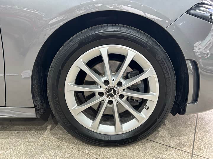 Фото 14 - Mercedes-Benz A-Class