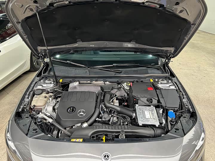 Фото 15 - Mercedes-Benz A-Class