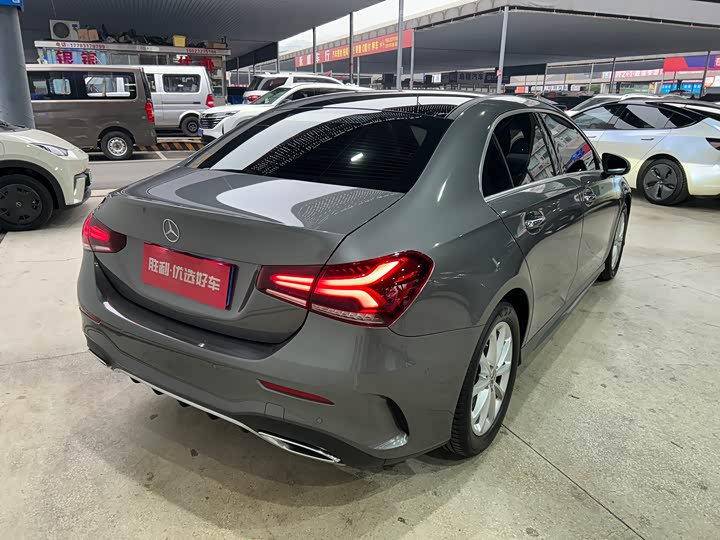 Фото 5 - Mercedes-Benz A-Class