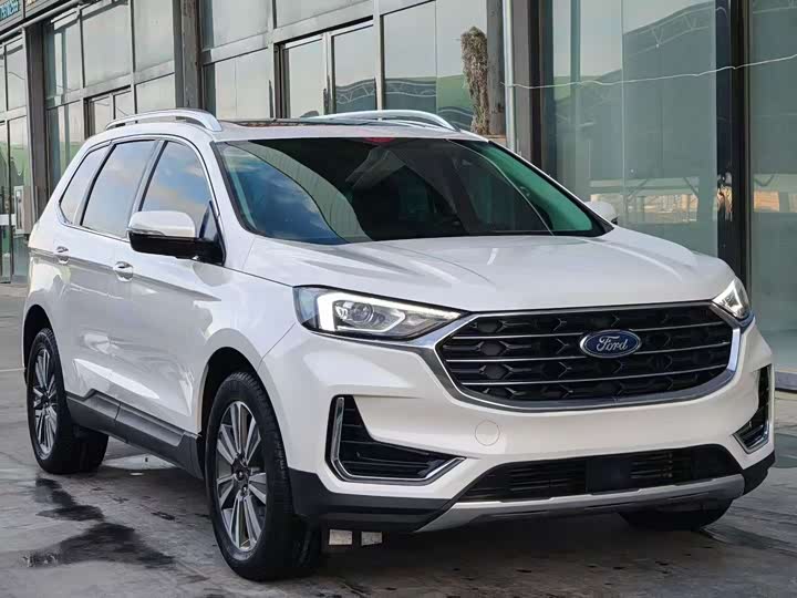 Фото 3 - Ford Edge