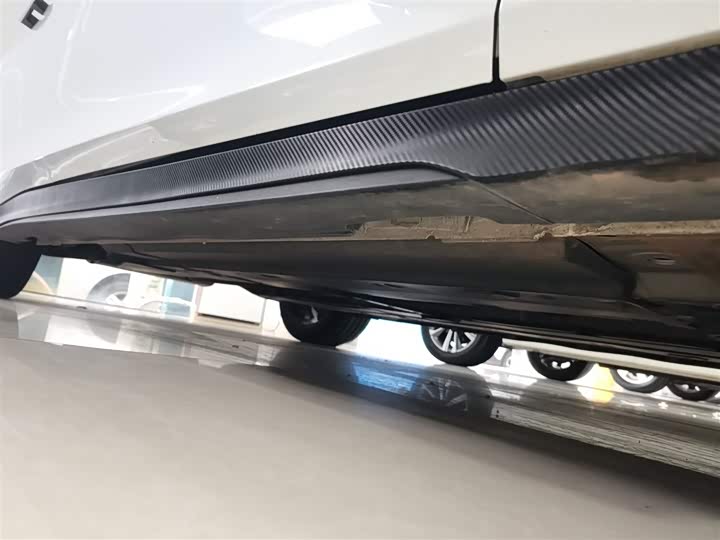 Фото 21 - Changan UNI-V