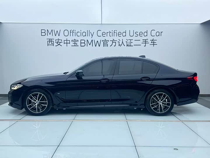 Фото 3 - BMW 5 Series