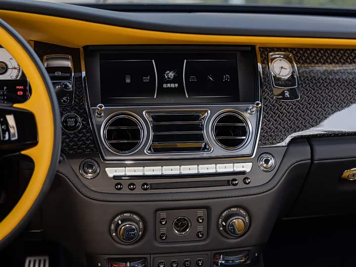 Фото 14 - Rolls-Royce Wraith