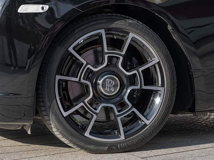 Фото 8 - Rolls-Royce Wraith