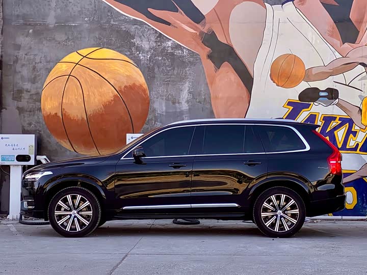 Фото 4 - Volvo XC90