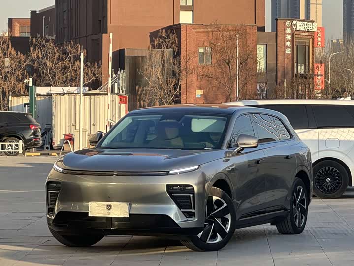 Фото 1 - Exeed Sterra ET