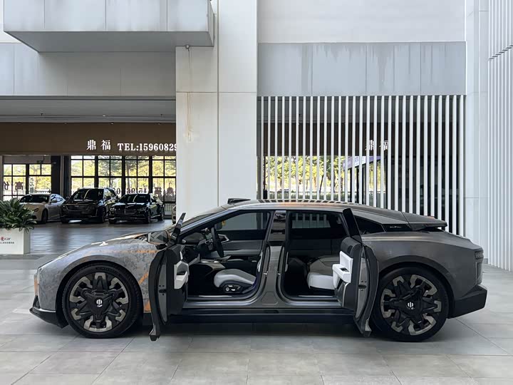 Фото 10 - HiPhi Z