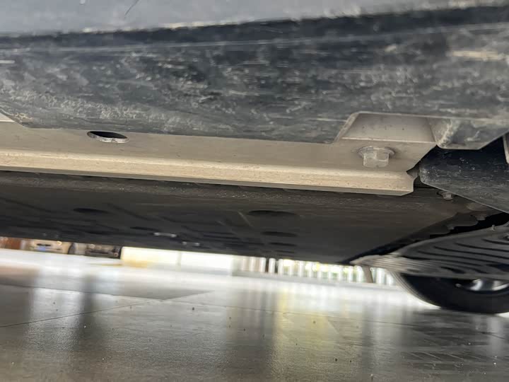 Фото 12 - HiPhi Z