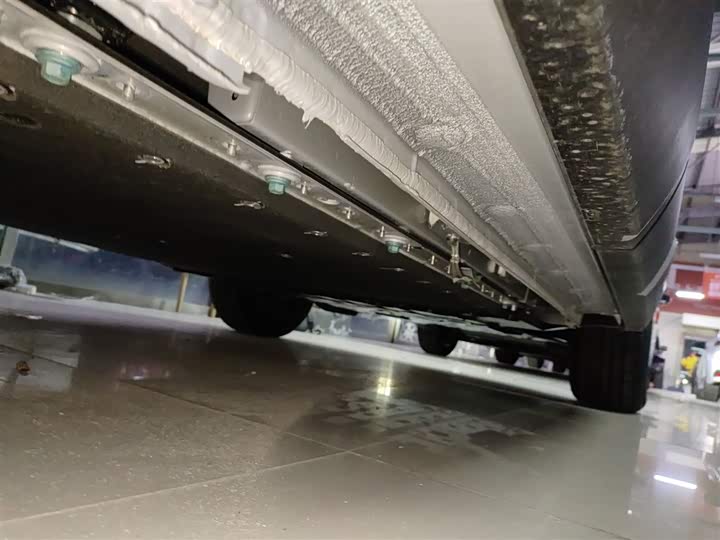 Фото 21 - BYD Yuan Up