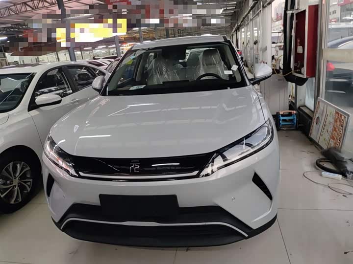 Фото 3 - BYD Yuan Up