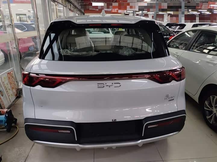 Фото 6 - BYD Yuan Up