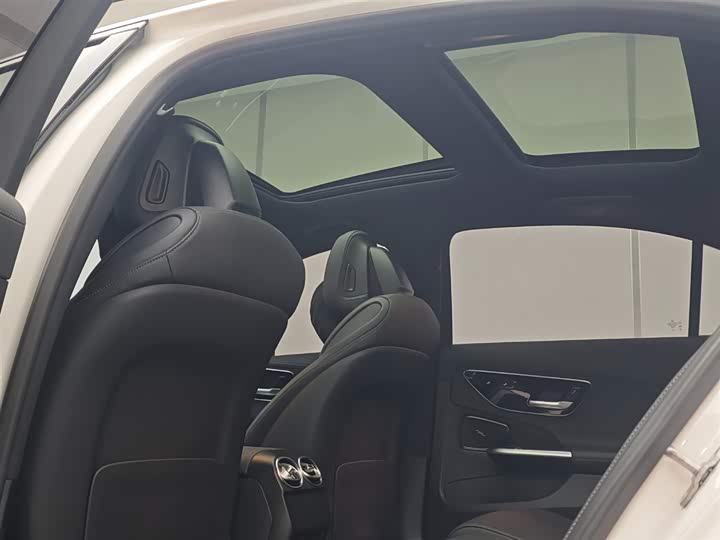 Фото 12 - Mercedes-Benz C-Class Hybrid