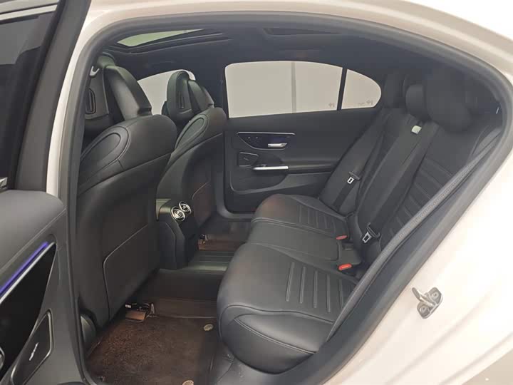 Фото 16 - Mercedes-Benz C-Class Hybrid