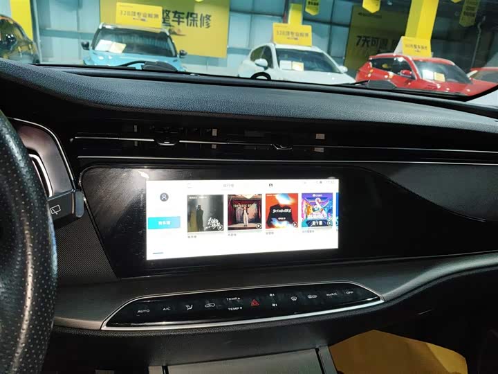 Фото 13 - Changan Oshan X7