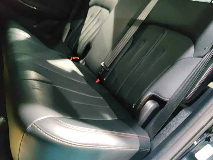 Фото 17 - Changan Oshan X7