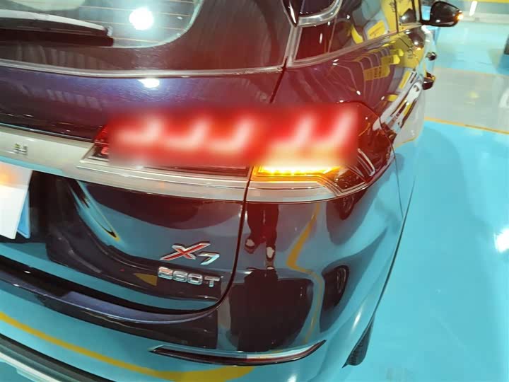 Фото 8 - Changan Oshan X7