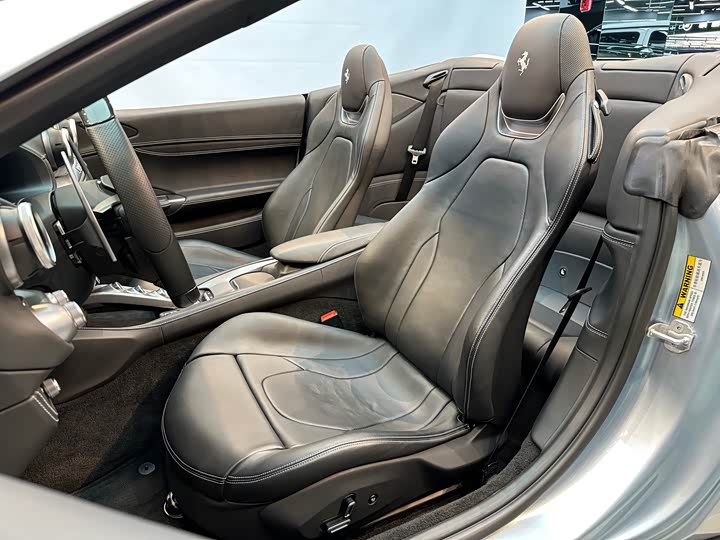 Фото 12 - Ferrari Portofino