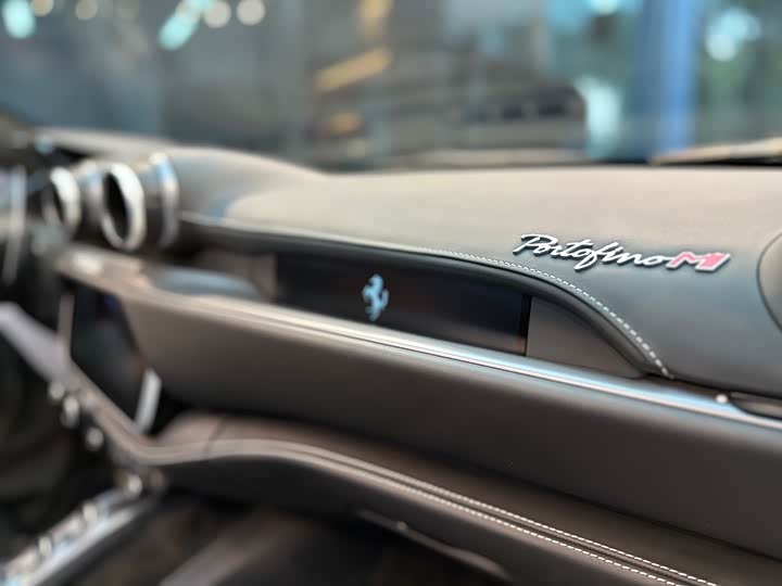 Фото 20 - Ferrari Portofino