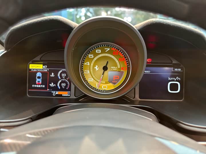 Фото 21 - Ferrari Portofino