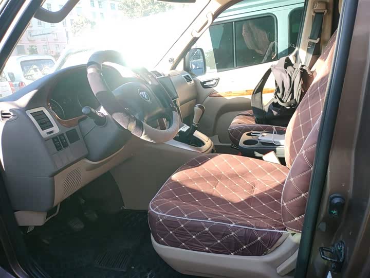 Фото 15 - Foton G5