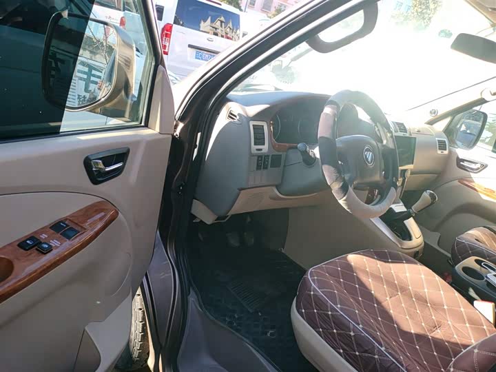 Фото 16 - Foton G5