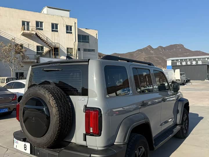 Фото 9 - Tank 300