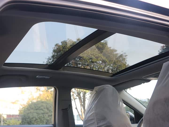 Фото 11 - Changan Raeton Plus