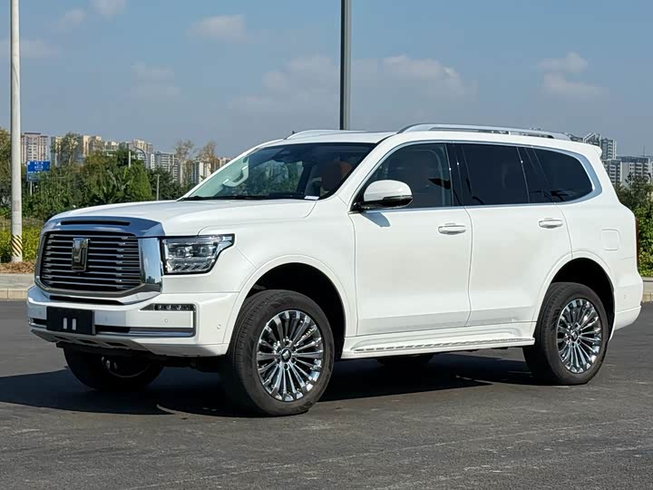 Фото 1 - Tank 500 Hybrid