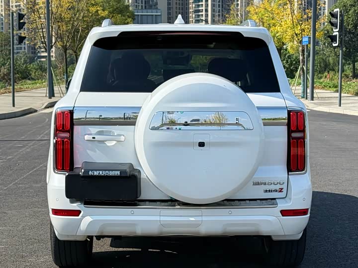 Фото 5 - Tank 500 Hybrid