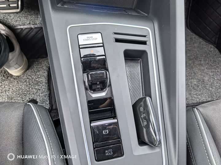 Фото 14 - Volkswagen Golf