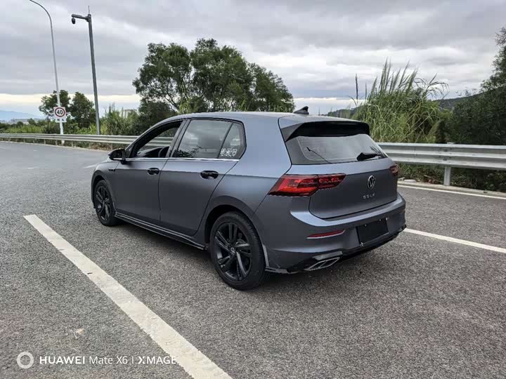 Фото 17 - Volkswagen Golf