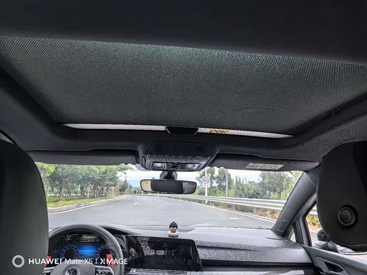 Фото 5 - Volkswagen Golf