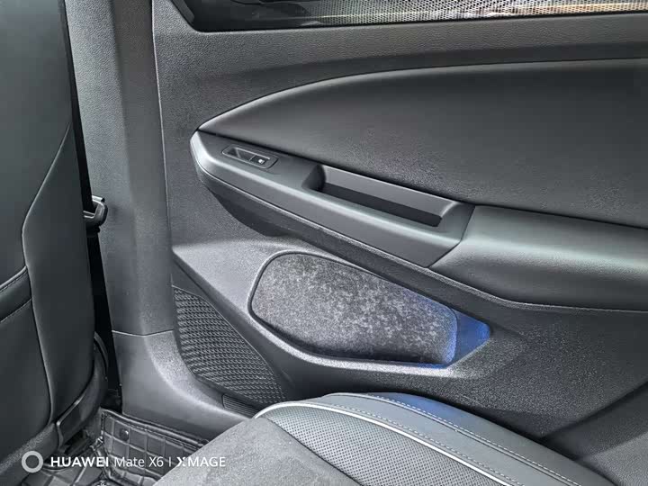 Фото 9 - Volkswagen Golf