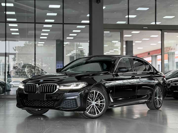 Фото 1 - BMW 5 Series