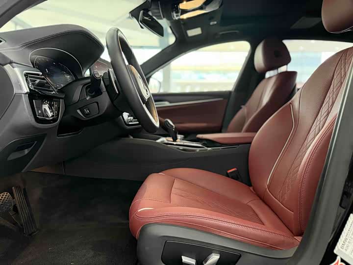 Фото 4 - BMW 5 Series