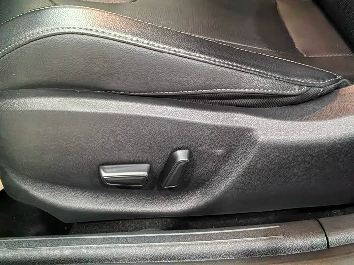 Фото 20 - Hyundai Elantra N line