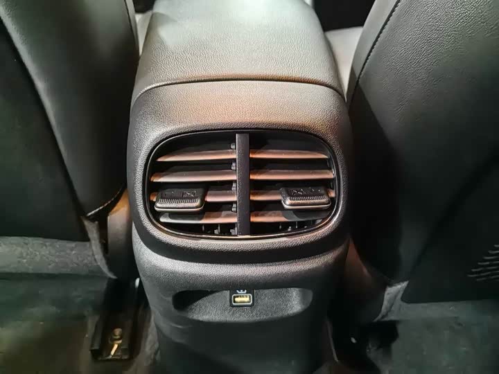 Фото 22 - Hyundai Elantra N line