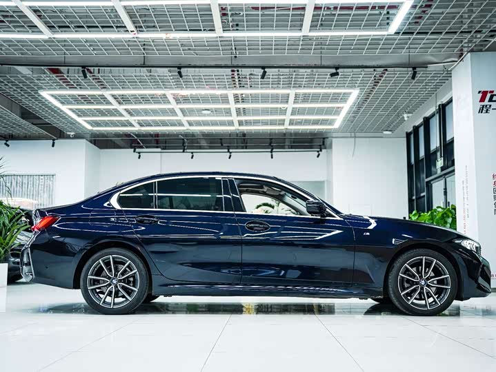 Фото 4 - BMW 3 Series